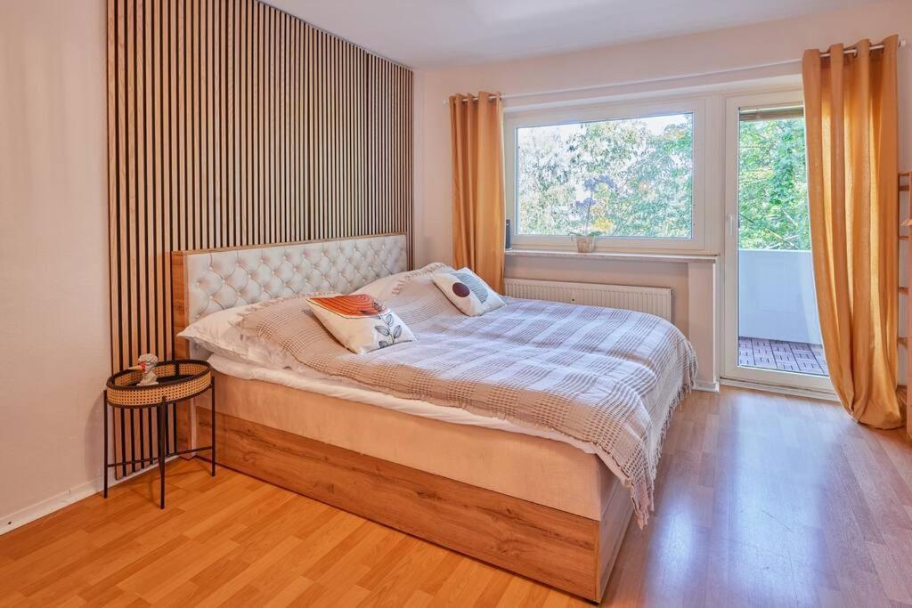 *Design Studio Nahe Frankfurt Bahnhof & Flughafen* Ной Изенбург Екстериор снимка